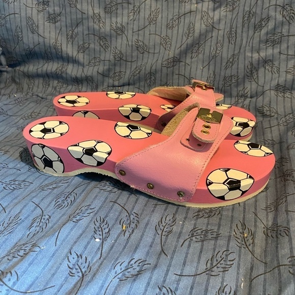Vintage Dr Scholls exercise sandal in pink with soccer ball design 7 - Picture 4 of 10